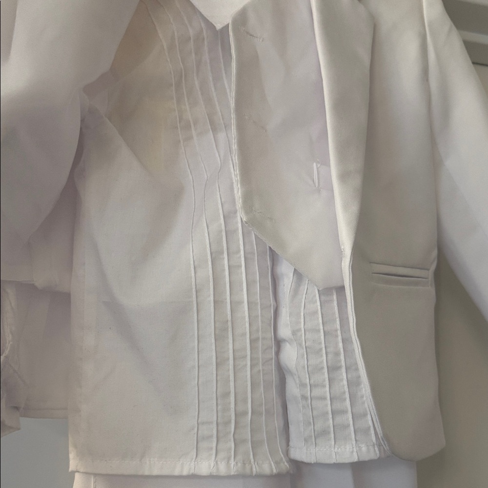 Classic White Kids' Dress Suit - 3-Piece Blazer, Vest & Pants - Picture 3 of 4